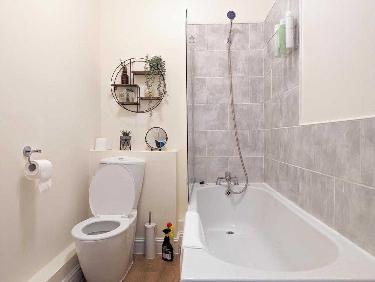 Lovely Studio In Anfield Near Centre Free Parking Liverpool Exterior foto